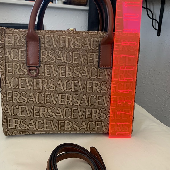 NEW! Tan and Brown Logo Handbag - Picture 3 of 9